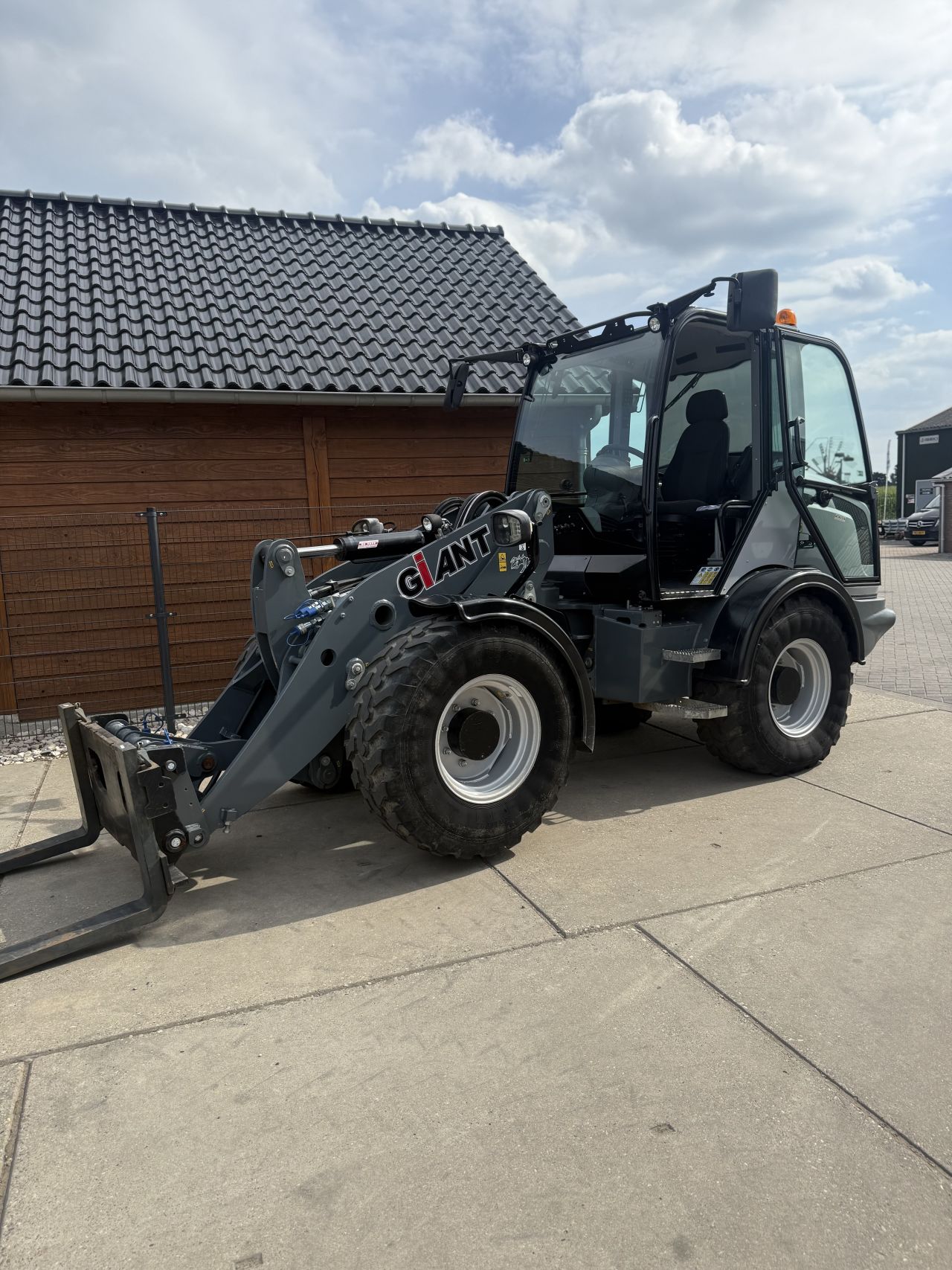 Giant v761 g5000 350 uur !!