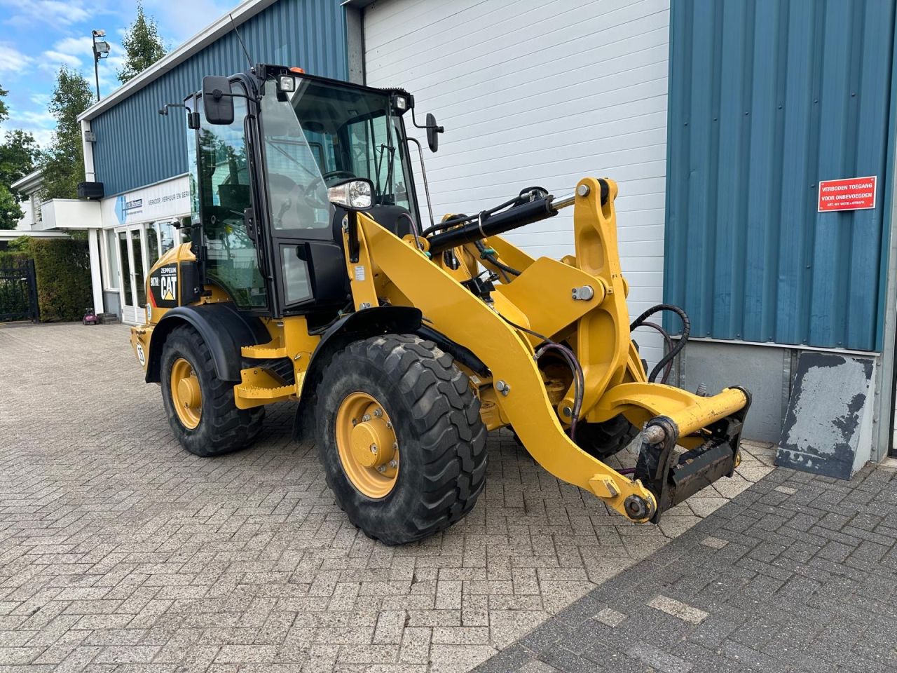 CATERPILLAR 907 (BJR 2015) 4888 UUR