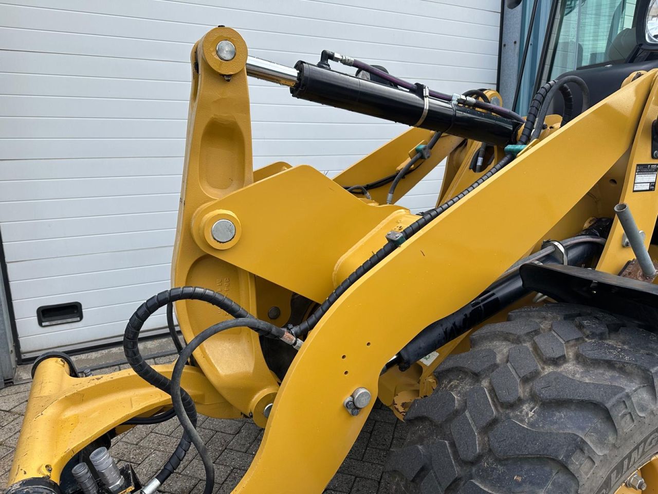 CATERPILLAR 907 (BJR 2015) 4888 UUR