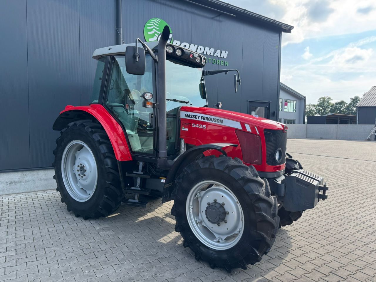 Massey Ferguson 5435 Dyna4