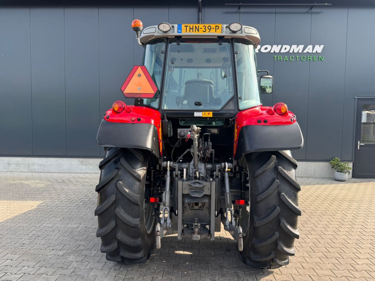 Massey Ferguson 5435 Dyna4