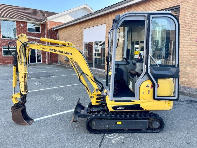 New Holland EC18