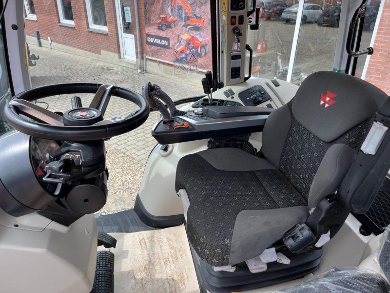 Massey Ferguson 5S. 125 DYNA 6