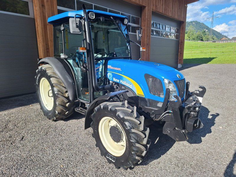 New Holland T4050 DeLuxe