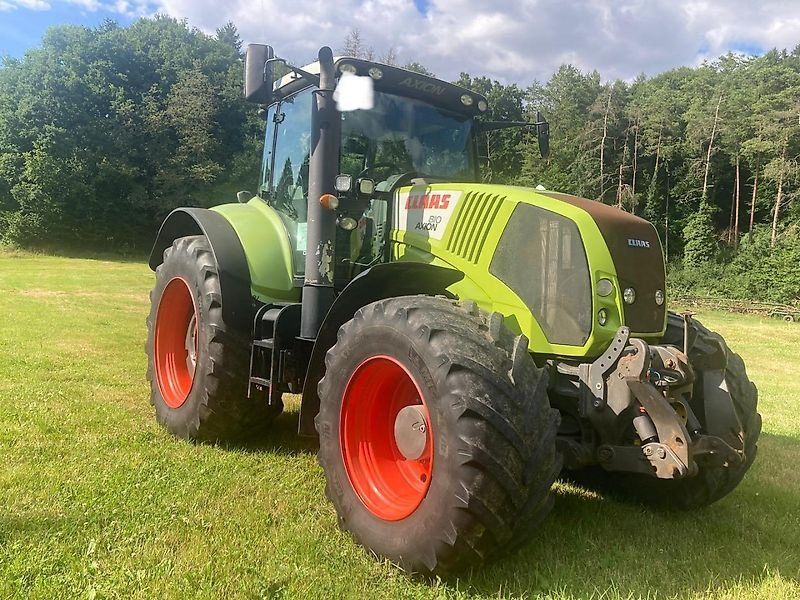 Claas Axion 810