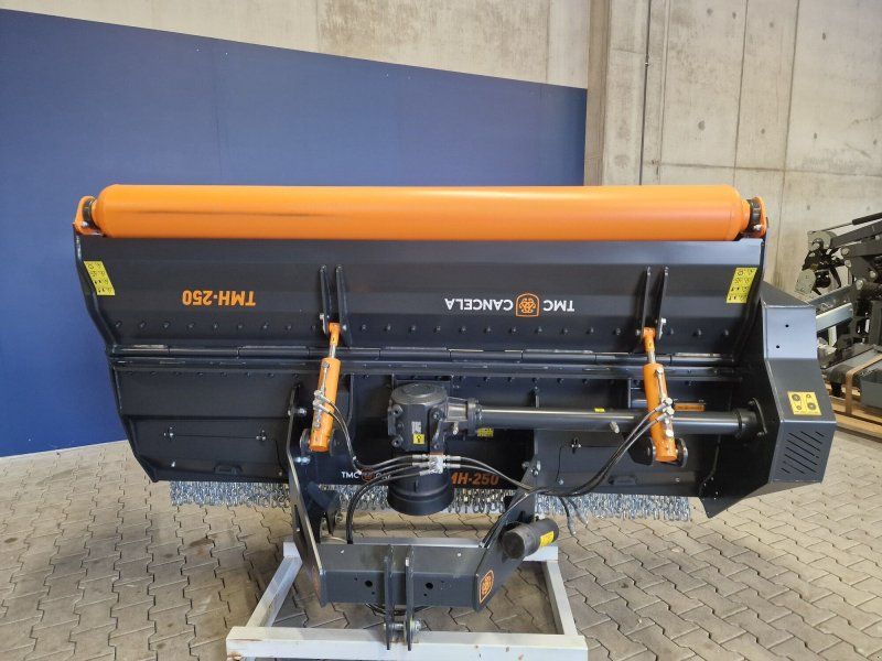 TMC Cancela TMH-250  /Schlegel mit hydr. Heckklappe für Trakto