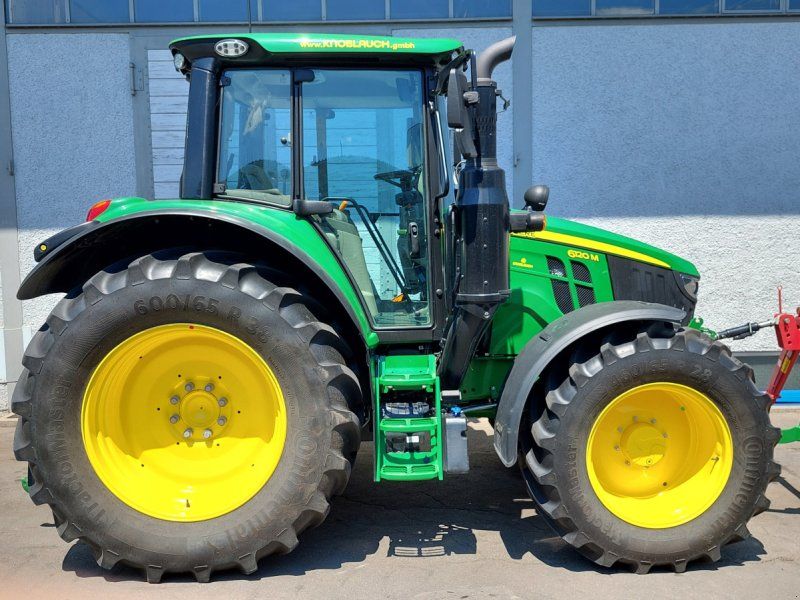 John Deere 6120M
