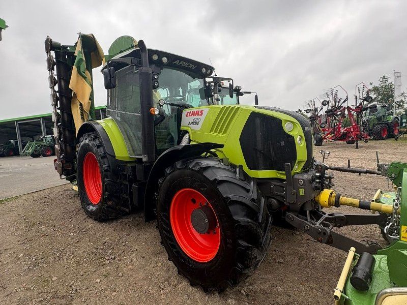 Claas Arion 620
