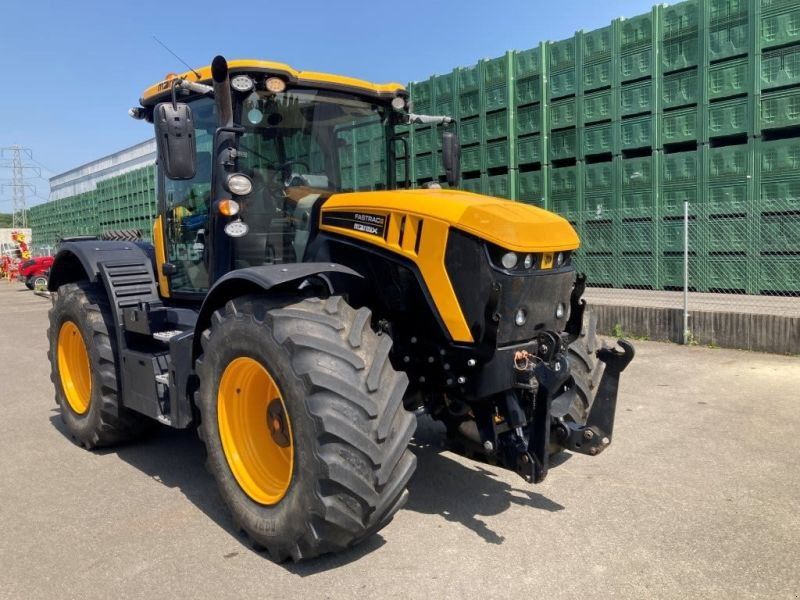 JCB GEBR. SCHLEPPER 4220