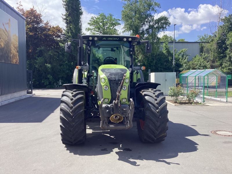 Claas ARION 620