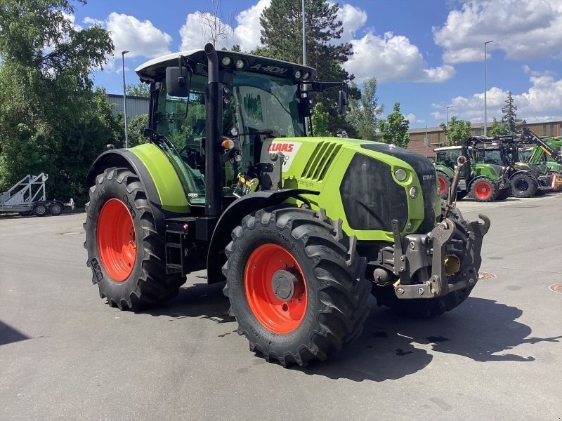 Claas ARION 620