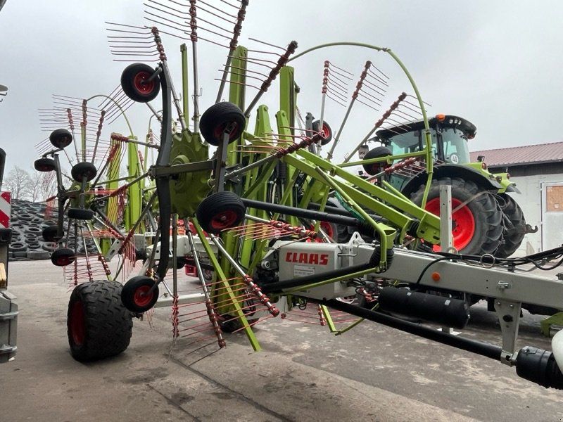 Claas Liner 4000 Comfort