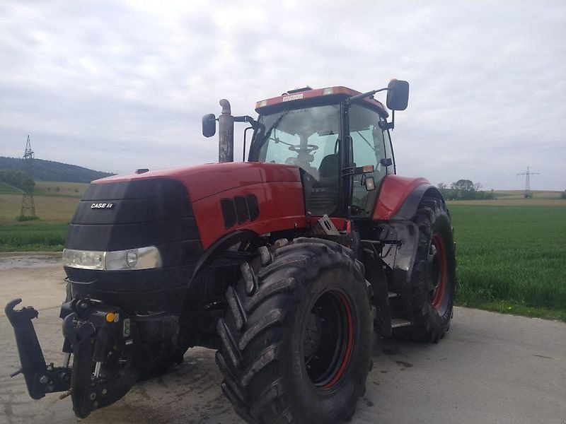 Case IH Magnum 310 (Neuer Motor)