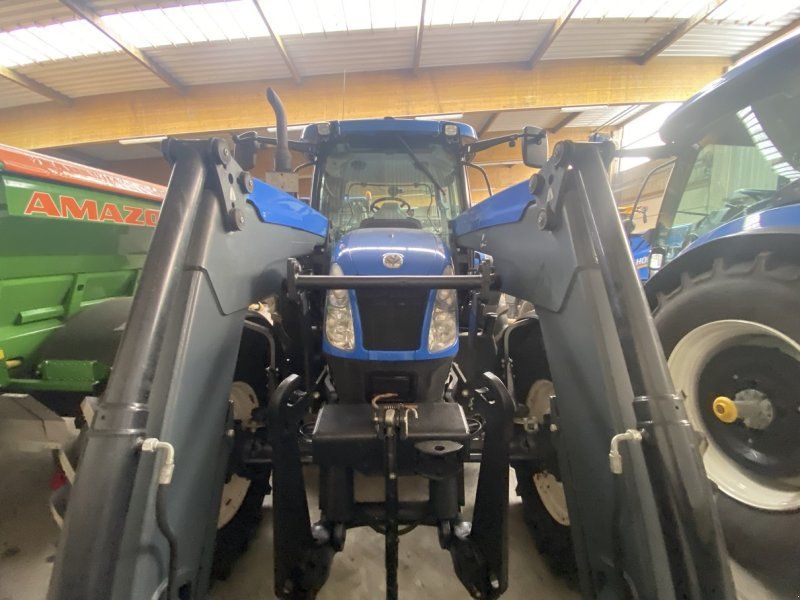 New Holland T6020 Elite
