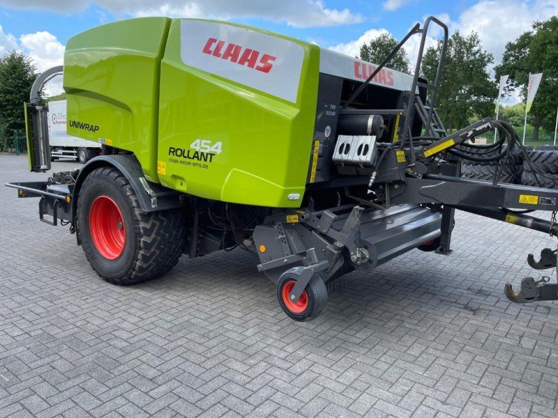 Claas ROLLANT 454 RC UNIWRAP, Pressen-Wickler-Kombination