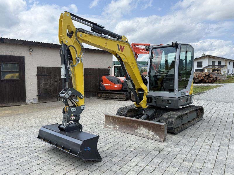 Wacker Neuson EZ 50 mit Powertilt