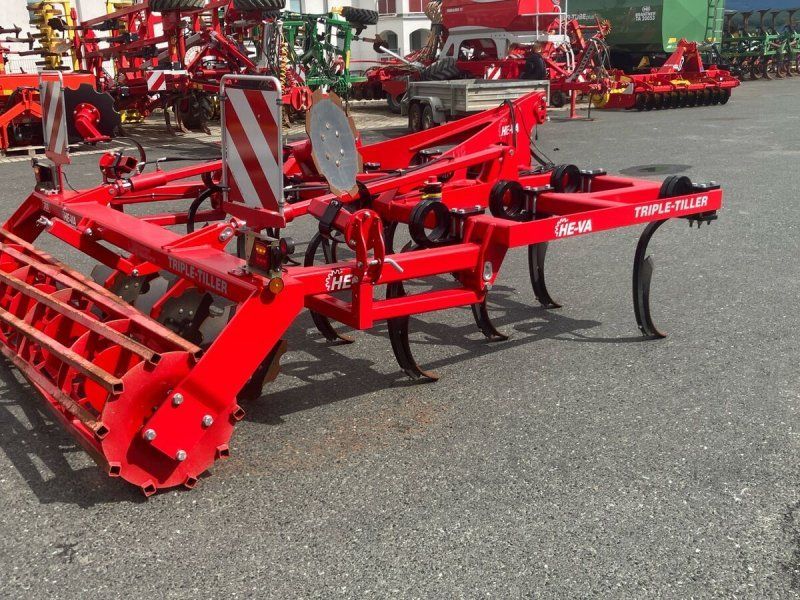 Heva Triple Tiller
