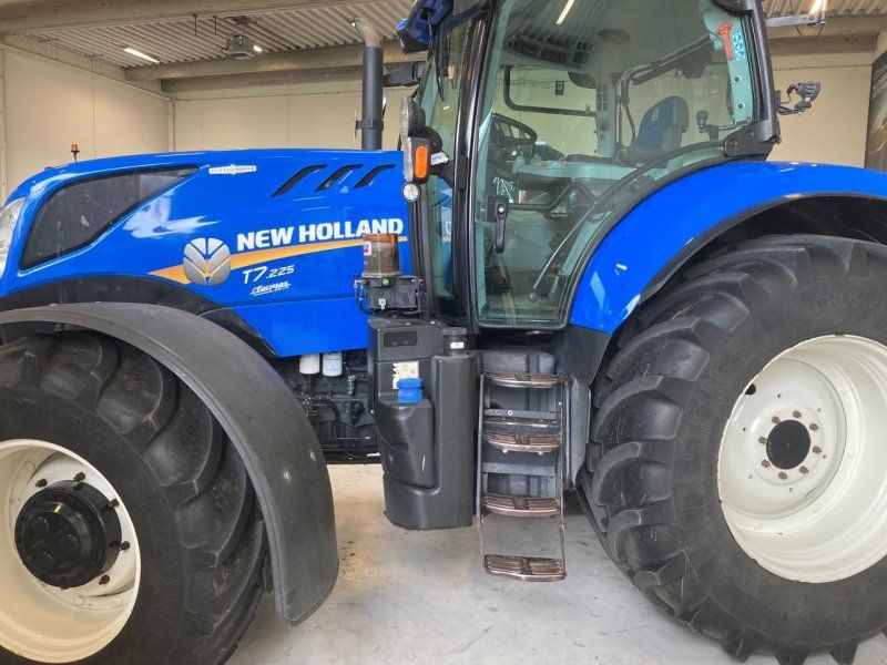 New Holland T7.225 AC