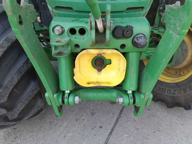 John Deere 6215R # PTO