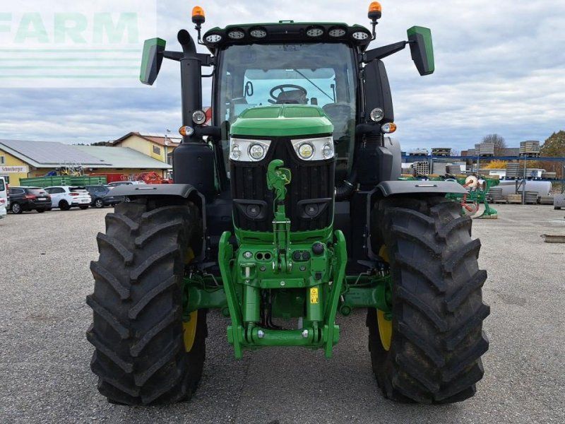 John Deere 6 R 230