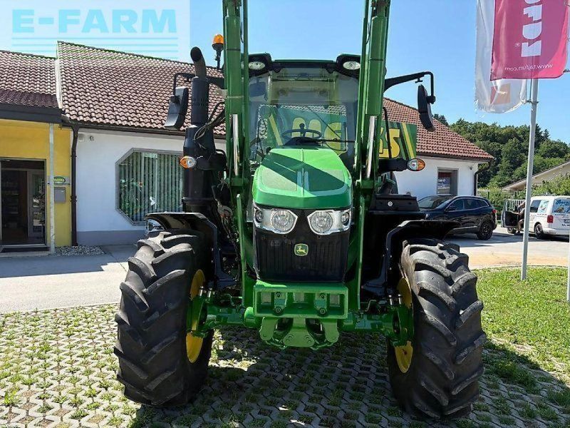 John Deere 6120m