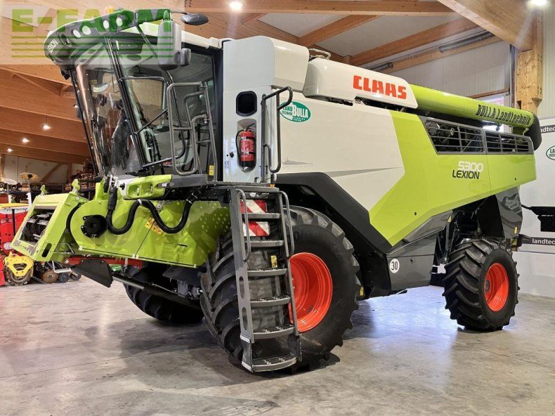 Claas lexion 5300