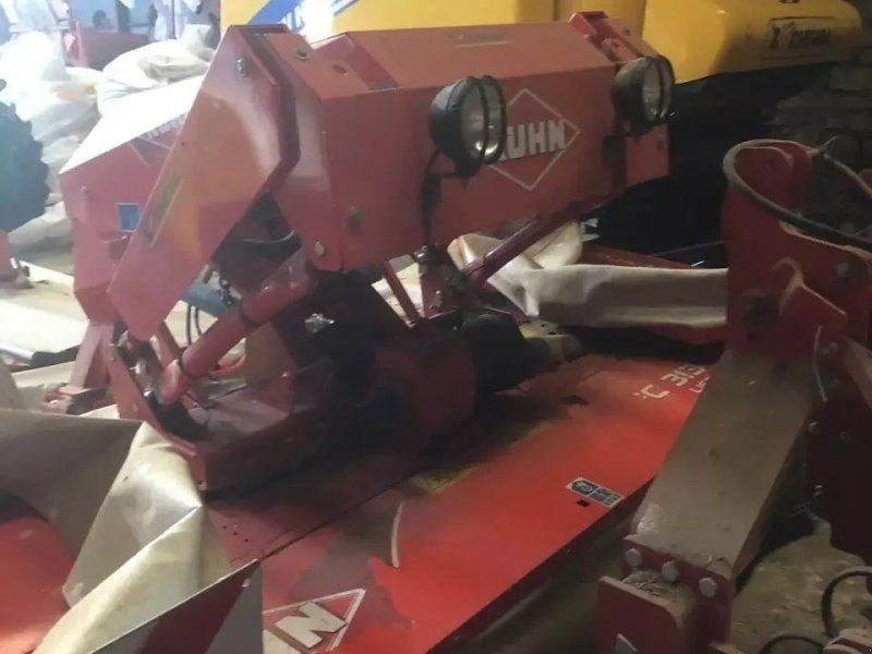 Kuhn fc 313 frontale