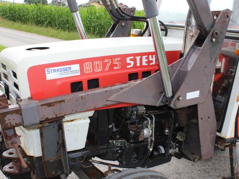 Steyr 8075