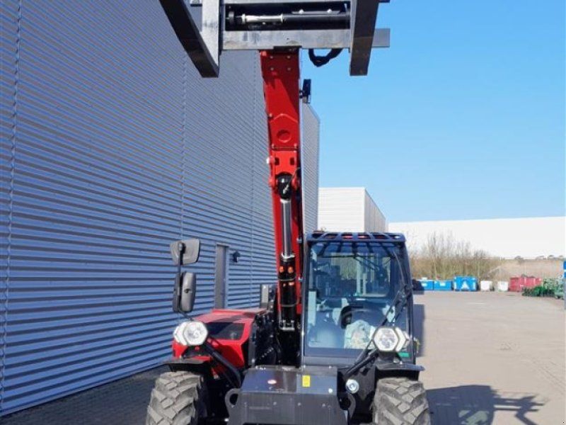 Case IH Farmlift 526 med pallegafler