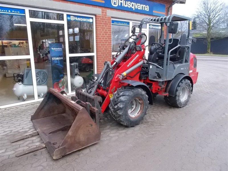 Weidemann 1350 CX45 2 x DV udtag.
