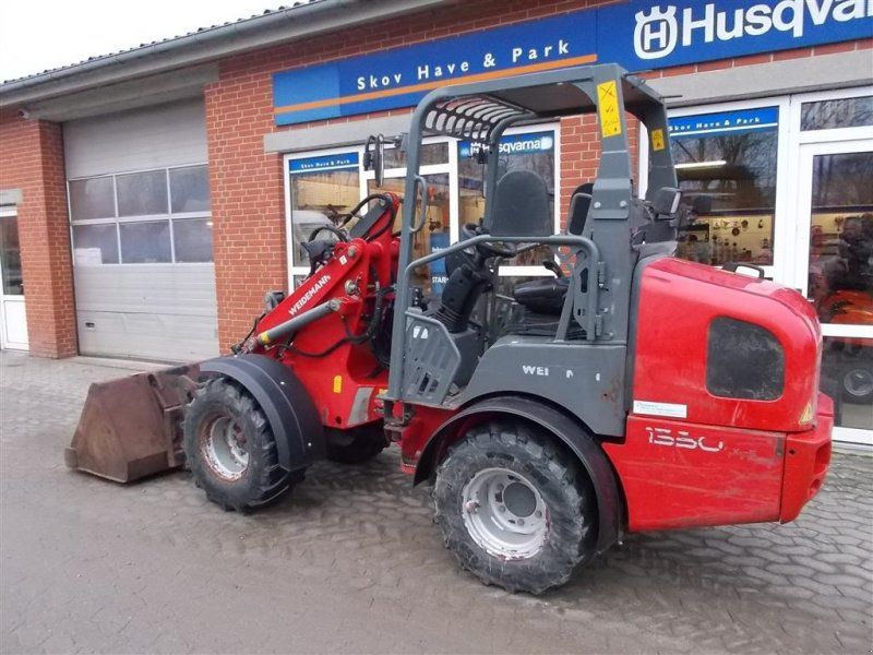 Weidemann 1350 CX45 2 x DV udtag.
