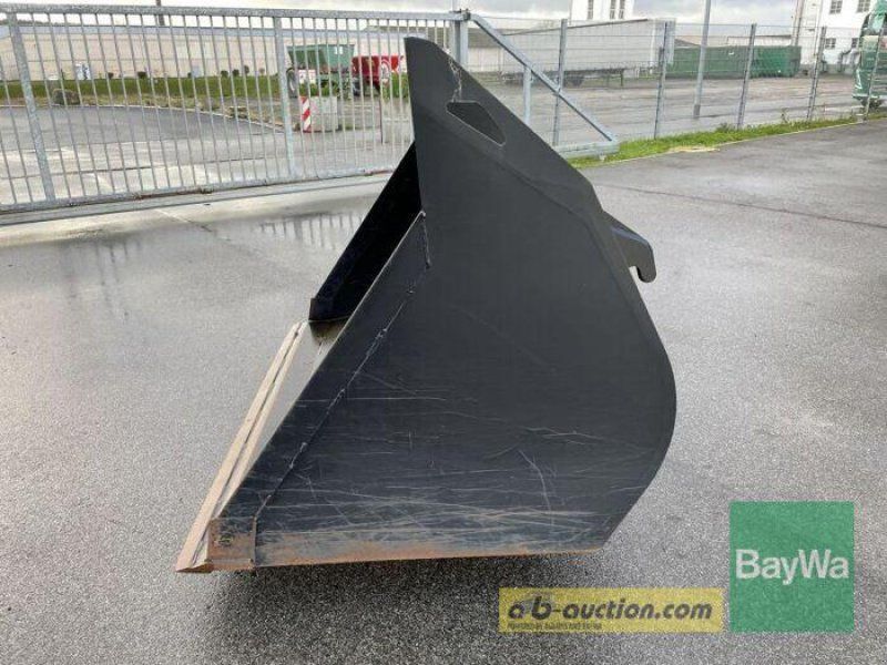 Giant LEICHTGUTSCHAUFEL VLMB-1800-L
