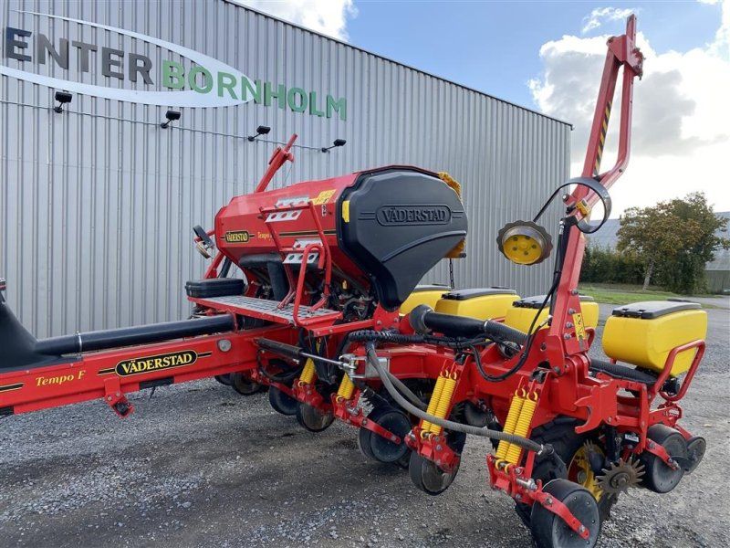 Väderstad Tempo F 8RK.