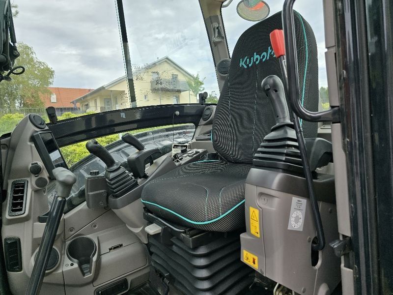 Kubota U50-5