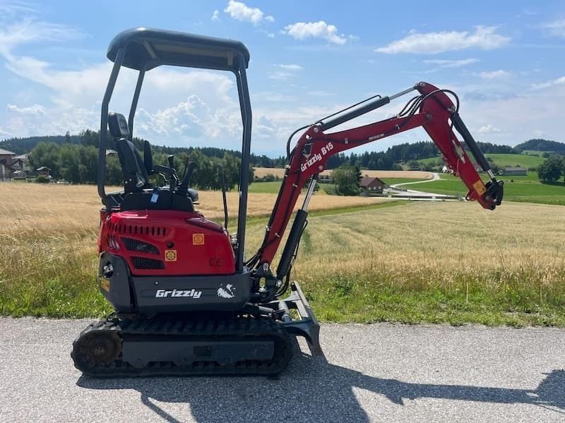 Kubota Grizzly B15 Bagger