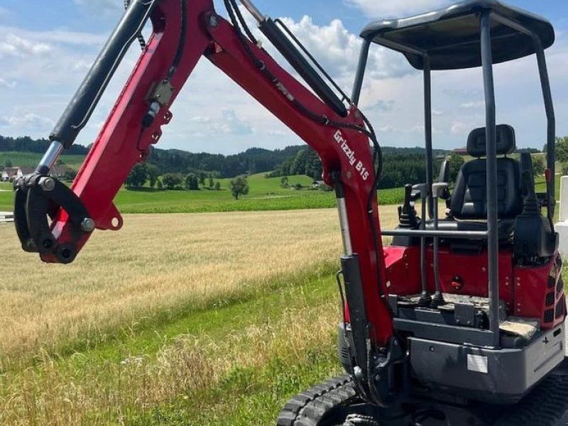 Kubota Grizzly B15 Bagger