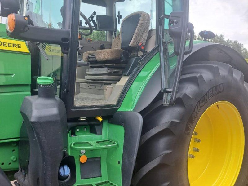 John Deere 6R 150