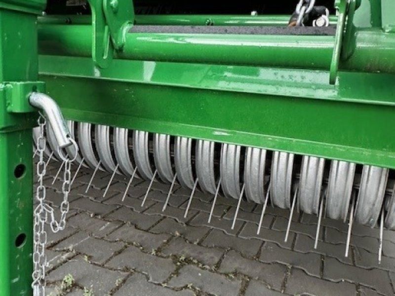 John Deere F441M