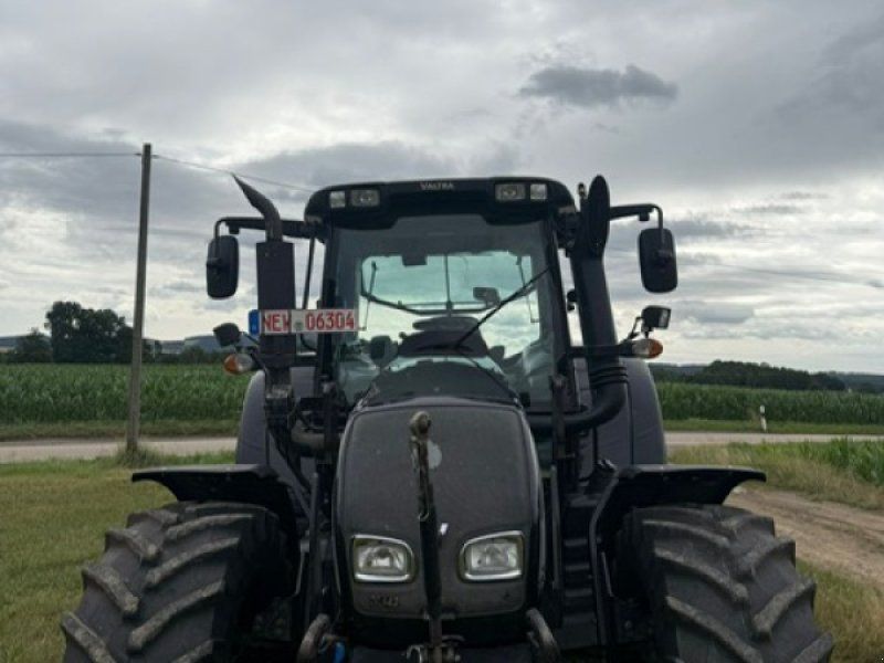 Valtra N142