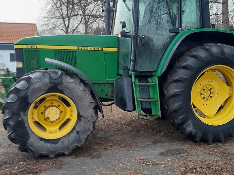 John Deere 6610 m/Frontlift