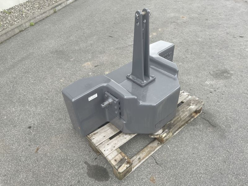 Fendt GEWICHT 1800KG