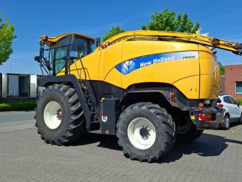 New Holland FR 9060