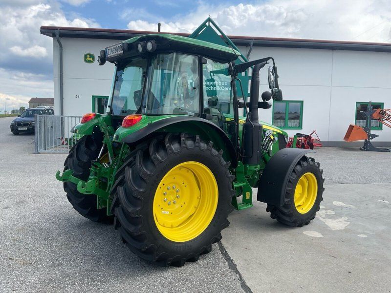 John Deere 5100M