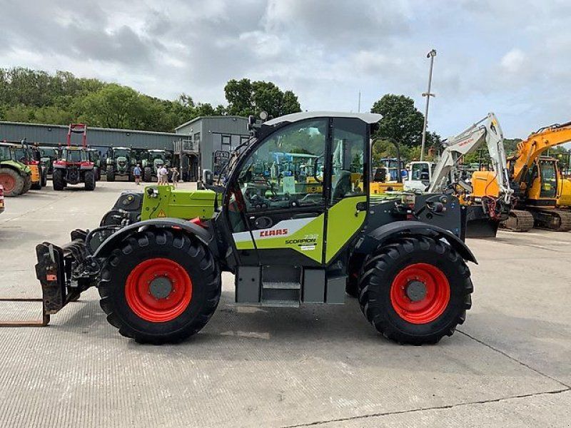 Claas Scorpion 732