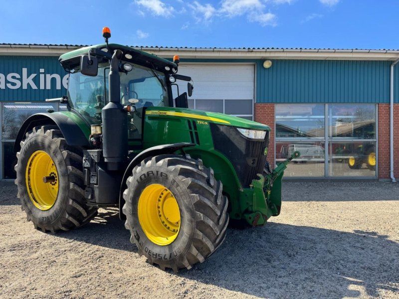 John Deere 7310R