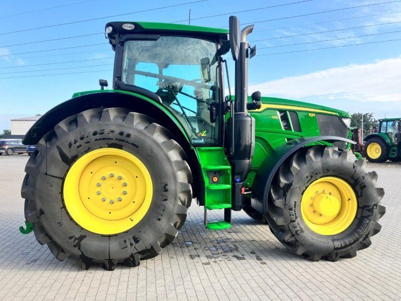 John Deere 6R 175
