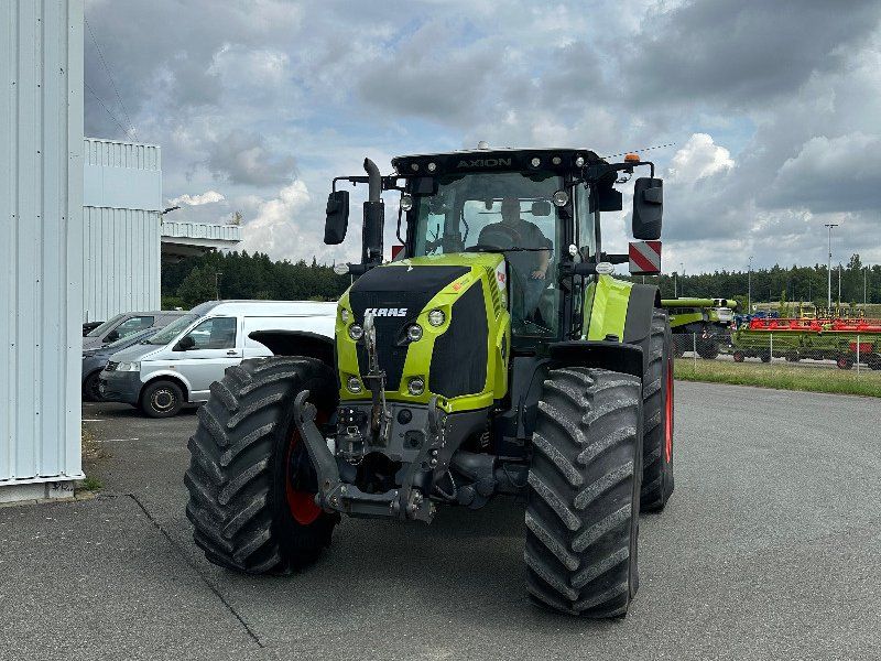 Claas Axion 870