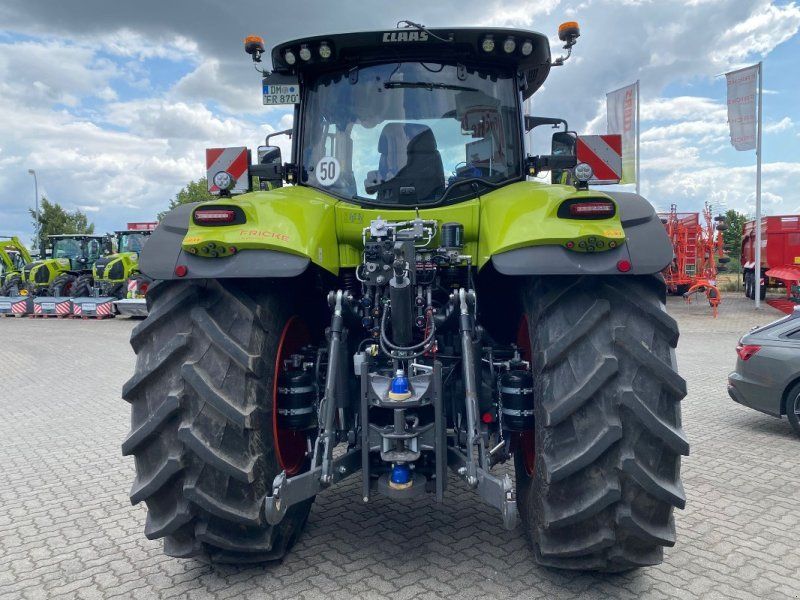 Claas Axion 870 CMatic Stage V Cebis