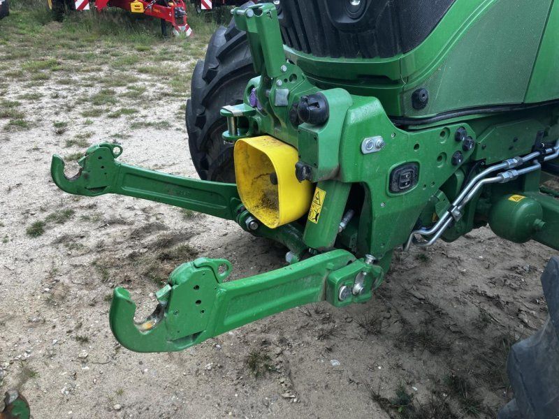 John Deere 6R 185