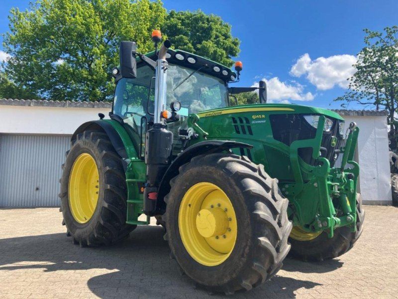 John Deere 6145R